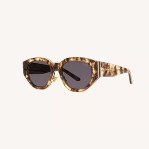 DEZI Charge It Sunglasses in Tortoise